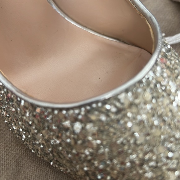 Guess Silver Textured pointy closed heel size 8m - Picture 10 of 10